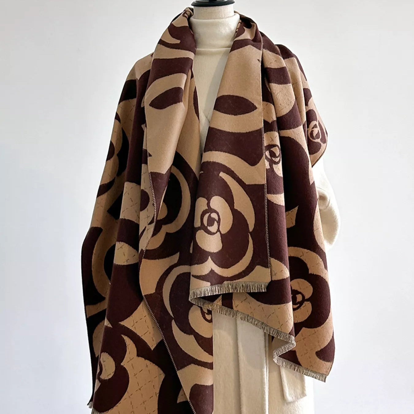 1c1cac10bc624353b238dffb89d8fc6f-Max-Origin